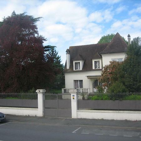 Villa Philis Бержерак Екстериор снимка